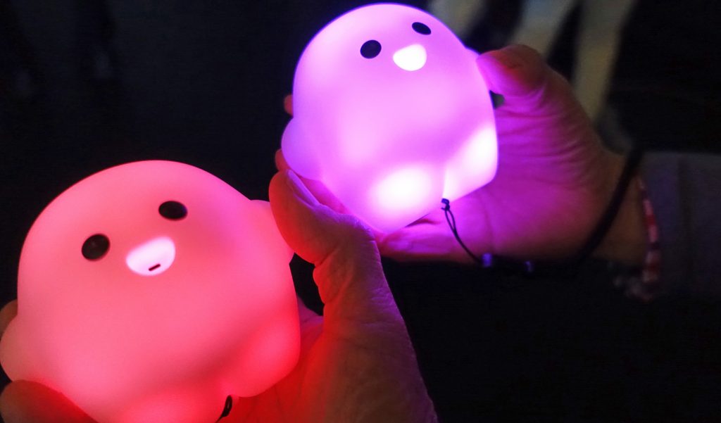 ドイツ館でパーソナルに説明してくれるミニボット