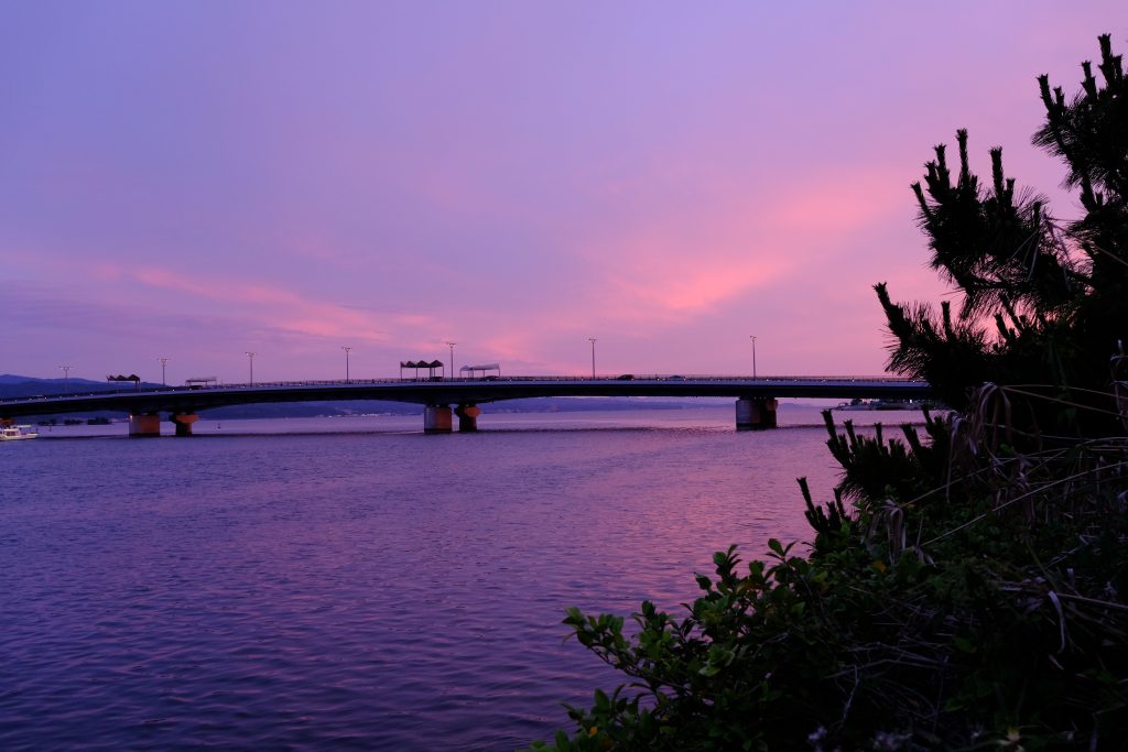 松江大橋の夕景